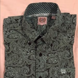 Men’s Cinch long sleeve dress shirt size medium